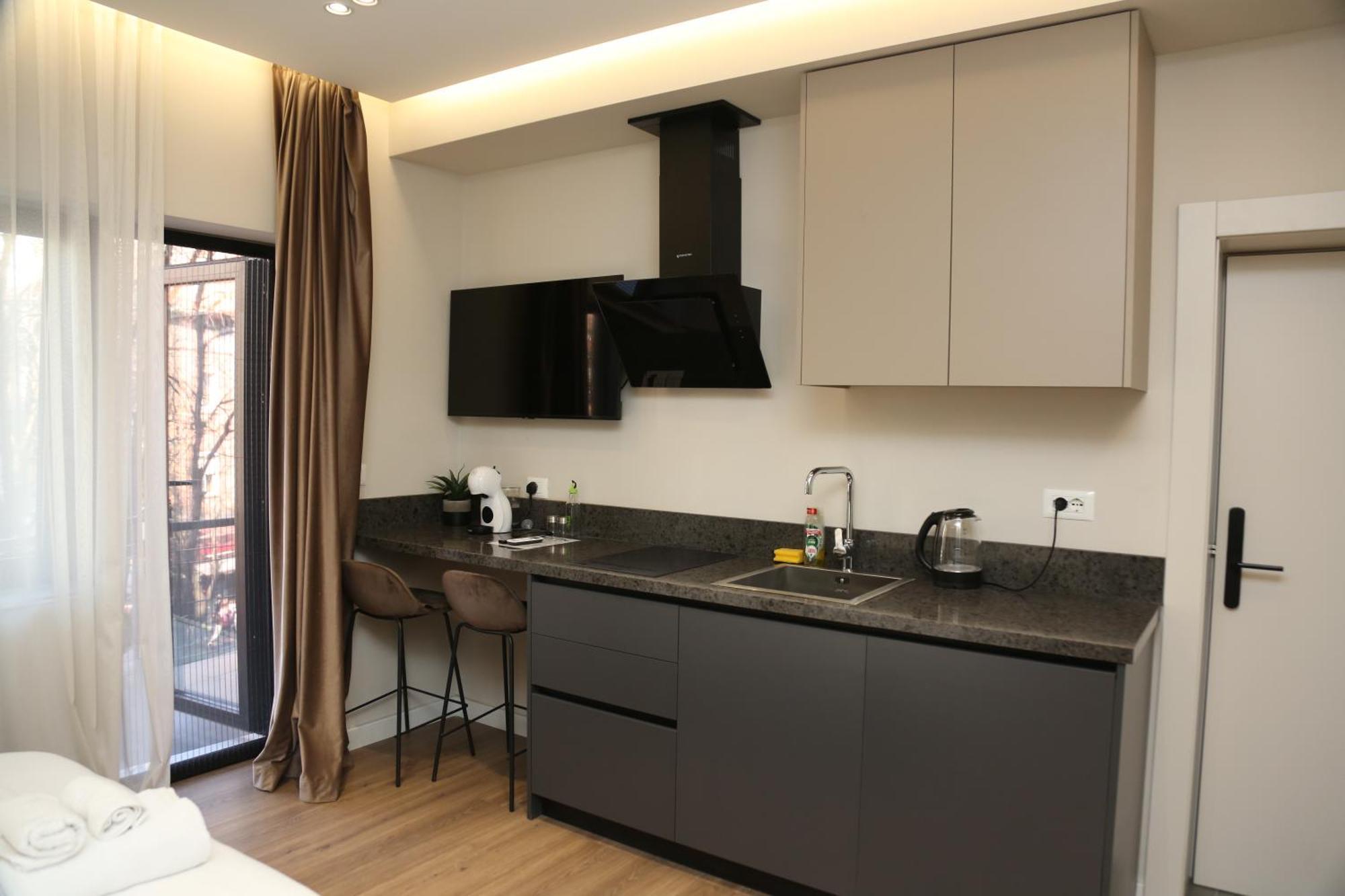 Lux Stay Тирана Екстериор снимка